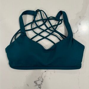 Free to be wild bra by Lululemon Size 6